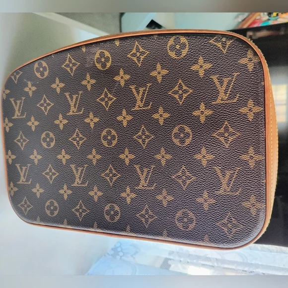 Louis Vuitton Monogram Nice Vanity Case - Picture 4 of 17